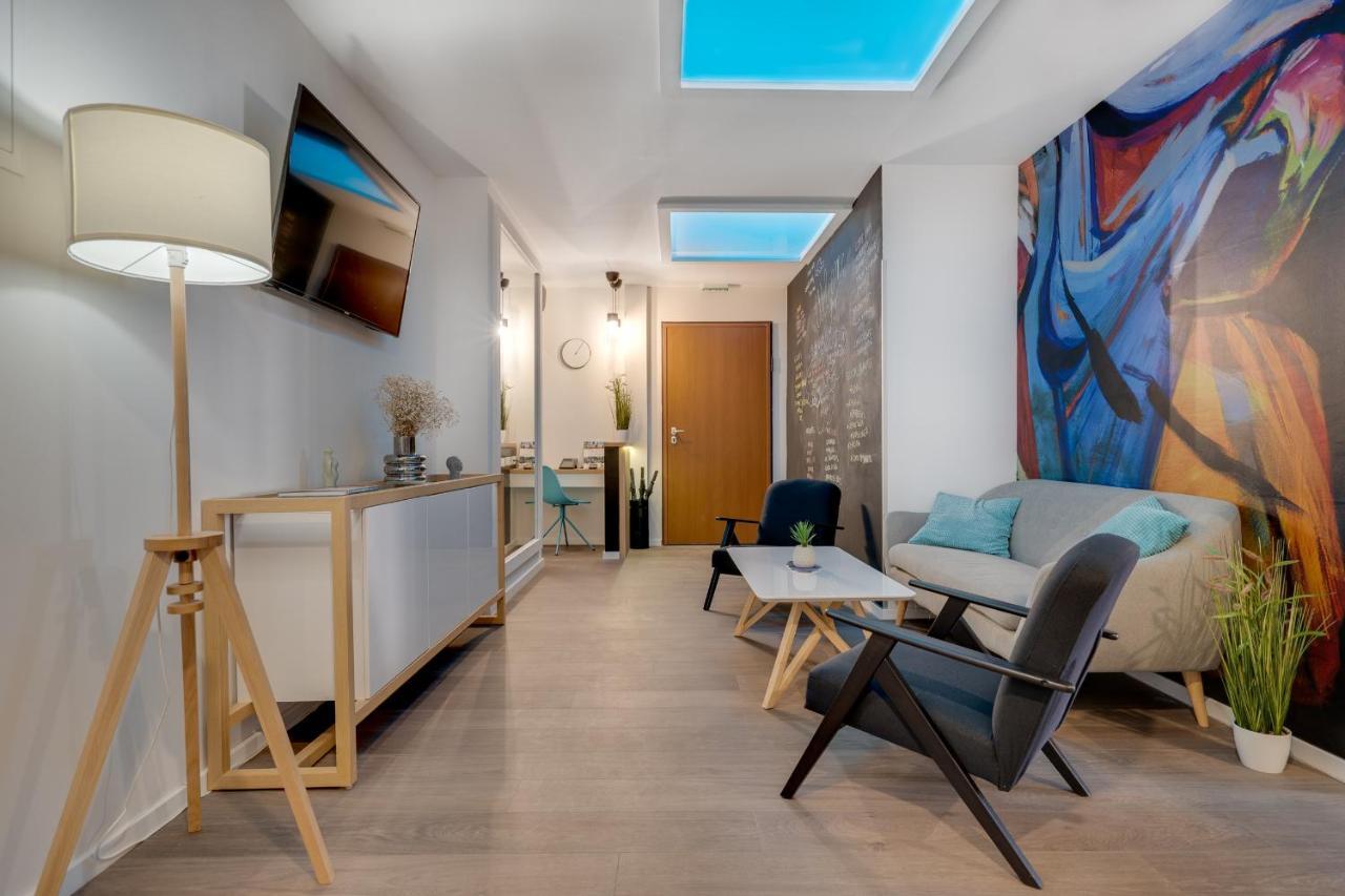 Bed & Breakfast Sky City Center Zagreb Exterior photo